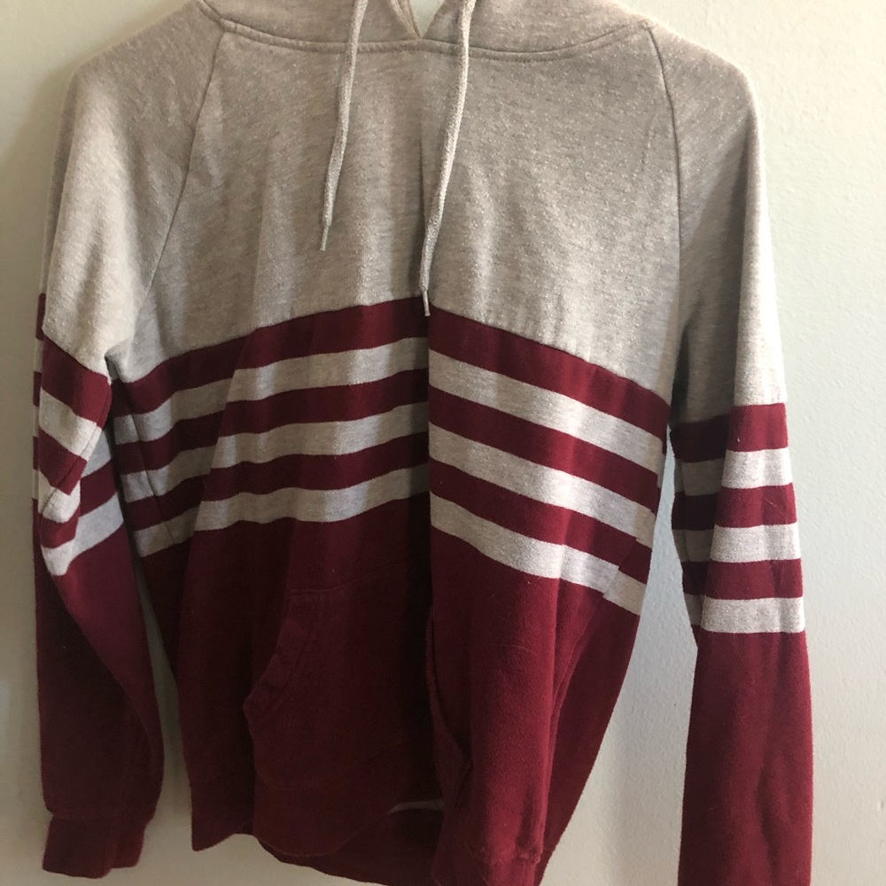 Super cute and comfortable sweatshirt from Zumies!
